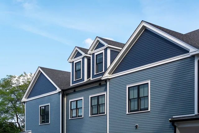Siding Installation & Repair